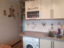 Продається 1-кімнатна квартира по вул. Ушакова, 4. фото 3 Продається 1-кімнатна квартира по вул. Ушакова, 4. фото 3