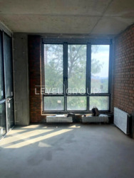 ��������� ������ 2-������� �������� (�����������) � �� Crystal Park Tower (�����-����). ���� 8