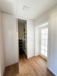 ��������� 3-������� �������� � ������������� �������� � ������������ ������ � �������� �����������, 126�3 ���� 8