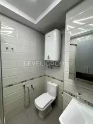  2-    ,  1900$/2,   .  2