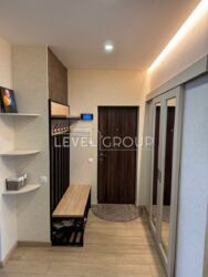 2  ParkLand  4  12