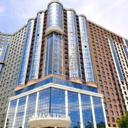 1 692 Podil Plaza   8