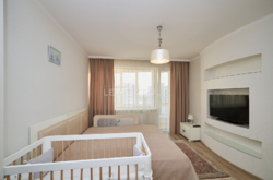    3-    4 , .  () 3  8