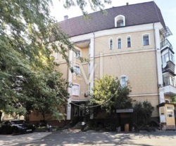 Продам 5-кімнатну квартиру вул.Ярославів Вал ,м. Золоті Ворота. фото 21 Продам 5-кімнатну квартиру вул.Ярославів Вал ,м. Золоті Ворота. фото 21