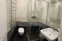 ������ 3-� �������� 107 �2, ���.� .�������� 30, �������, �������� ���������� ����� ���� 18