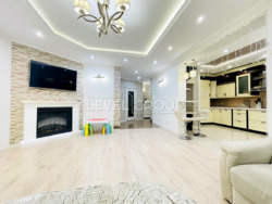 ������ 3� ������� �������� 113 �2 (�. ��������), �� ������. ���� 6