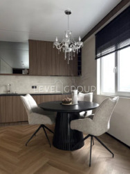 ����������� �� ������� ������� �������� ������ 42 �² (4 ����) �� 13 ������ � ������� ˳������ � �� ����� ������. ���� 4