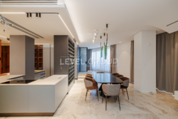 Унікальна квартира з терасою — 187 м² простору, стилю та комфорту фото 2 Унікальна квартира з терасою — 187 м² простору, стилю та комфорту фото 2