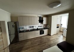 Світла та затишна 2-кімнатна квартира в ЖК 'Софія від Мартинова' фото 1 Світла та затишна 2-кімнатна квартира в ЖК 'Софія від Мартинова' фото 1