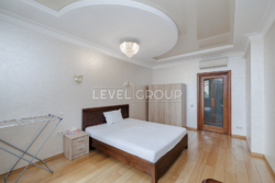 ����������� � ������ 3-������� �������� 212 �² � �� �ĳ����� ������� ������ ��������, 27� � ����� ���� ���� 22