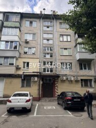 Продаж 2-кімнатної квартири в Солом’янському районі фото 4 Продаж 2-кімнатної квартири в Солом’янському районі фото 4