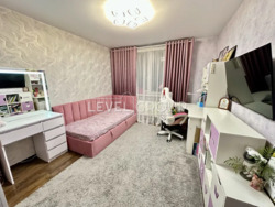 Продам 3-кімнатну квартиру у ЖК ' Щасливий',по вул. Яблунева , Бучанський район, с.Софіївська Борщагівка, ст.м.'Житомирська' або 'Академмістечко', 'ВДНГ', 'Теремки', 15-20 хв. на транспорті. фото 9 Продам 3-кімнатну квартиру у ЖК ' Щасливий',по вул. Яблунева , Бучанський район, с.Софіївська Борщагівка, ст.м.'Житомирська' або 'Академмістечко', 'ВДНГ', 'Теремки', 15-20 хв. на транспорті. фото 9