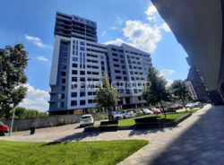 ��������� �������� �� ������������� 2-������� �������� � �������-���� �� Paradise Avenue ���� 1