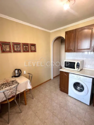 ����������� ����� ����������� �������� �� ������ ���������� 6, ����� ��쳿����� 5 �� ���� ���� 8