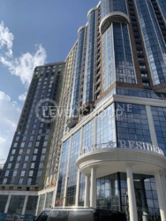         - Podil Plaza & Residence  12