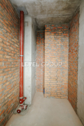 ��������� 1-�. �������� � �������� �����-����� '�rystal Park Tower' ���� 18