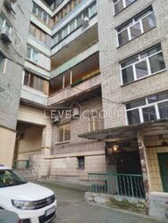 ������ 1 �.��. ���. ��������� 33/30 ���� 20