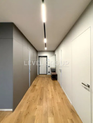 ������ 3-� ��,����� ����, �� New York Concept house ���� 10