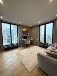 ������ 3-� ��,����� ����, �� New York Concept house ���� 12