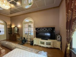 VIP-: 200²   .  4.     .  10