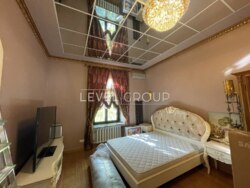 VIP-: 200²   .  4.     .  1