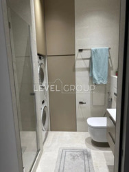 ������ 3-������� �������� � �� 'Central Park' ��������� ������ 123 �2 ���� 7