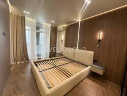 ������ 3-������� �������� �� �����-����� Manhattan City ���� 6