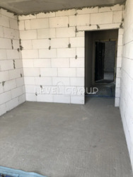  2-    Twin House  10