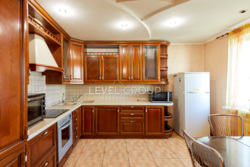 Продаж 3-кімнатної кв. вул. Анни Ахматової вул., 43. фото 1 Продаж 3-кімнатної кв. вул. Анни Ахматової вул., 43. фото 1