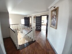 ������ ������������� 9 ��������� �������� ��������� 555� � ������� �� ��������� ���� 7