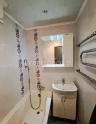 ��������� 3-������� �������� ������ 50 �² ���. ̳������� 42� ���� 9