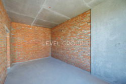  Edelweiss House 1 56,202  72   .  11