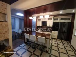 ������ 2�� �������� �� Park Avenue VIP ���� 5