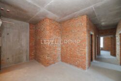  Edelweiss House 3 105,702  72  .  5