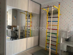 ������ 3-� �������� 107 �2, ���.� .�������� 30, �������, �������� ���������� ����� ���� 13