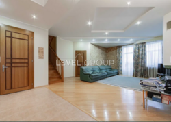 Продаж 4-кімнатної дворівневої квартири на Дарвіна фото 3 Продаж 4-кімнатної дворівневої квартири на Дарвіна фото 3