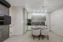  2-()       Crystal Park Tower  13
