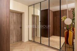 ������ �������� 1-� ������� (43 ��.�.) �������� � ����� ����� �� ��������� ���� 8