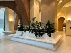   2    Crystal Park Tower . () 42  7
