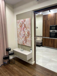 ����������� �� ������� ������� �������� � ������ � ��������������� �������� ��������� ������� � Crystal Park ���� 5