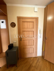 ����������� �� ������ 2-������� ��������, ���. ������� 4�, 5 ������ � 9, �� �������� ������. ���� 5