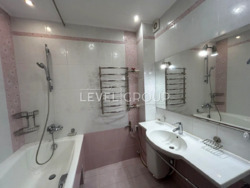 Продаж великої 3-кімнатної квартири (101.50 м²) з якісним ремонтом у ЖК 'Ліко-Град 2' фото 10 Продаж великої 3-кімнатної квартири (101.50 м²) з якісним ремонтом у ЖК 'Ліко-Град 2' фото 10