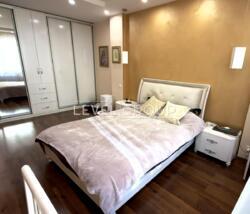 ���������� ���., 10 �� ������� �������� 3-������� �������� ������ 140,1 �2! ���� 12