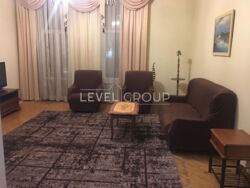 3кімнатна квартира (90м2) вул.Б.Хмельницького 10 фото 2 3кімнатна квартира (90м2) вул.Б.Хмельницького 10 фото 2