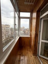 ������ 3-������� �������� �� ������� ��� ������ ���. (����������), 18-� ���� 24