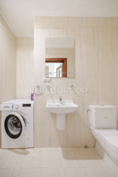 ����������� � ������ 3-������� �������� 212 �² � �� �ĳ����� ������� ������ ��������, 27� � ����� ���� ���� 25