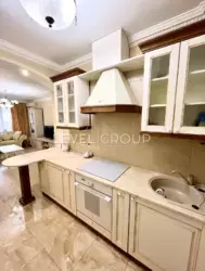   2   Park Avenue VIP  4