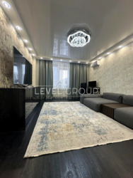 ����������� �� ������ 2-������� �������� �� ������� �������� �������� �������� 9�, ��������� ������ 70.8 �2. ���� 1