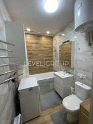 ������ 1-������� �������� 40 �2, �� ��������� 1�, 1 �� �� �����. ���� 9