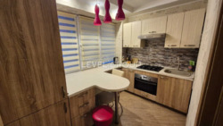 Продаж 2-кімнатної квартири з євроремонтом та газом на Печерську — вул. Лейпцизька, 12 фото 2 Продаж 2-кімнатної квартири з євроремонтом та газом на Печерську — вул. Лейпцизька, 12 фото 2